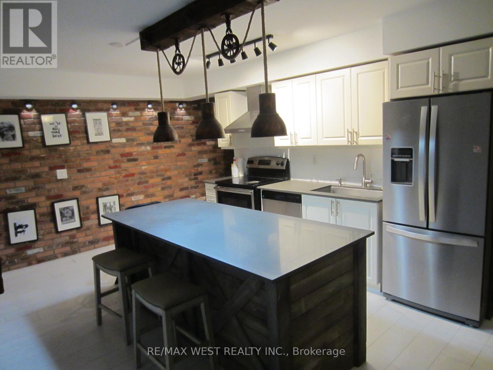 1113 - 830 Lawrence Avenue W, Toronto, Ontario  M6A 0B6 - Photo 2 - W12594888