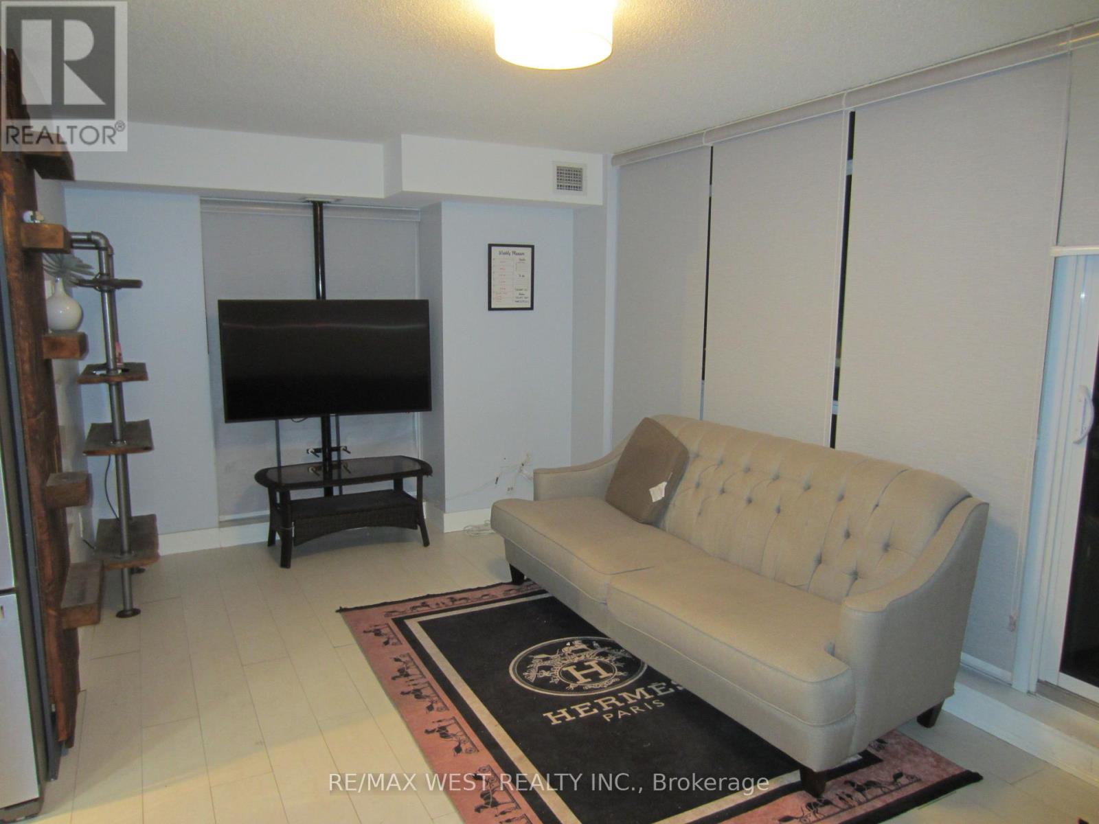 1113 - 830 Lawrence Avenue W, Toronto, Ontario  M6A 0B6 - Photo 5 - W12594888