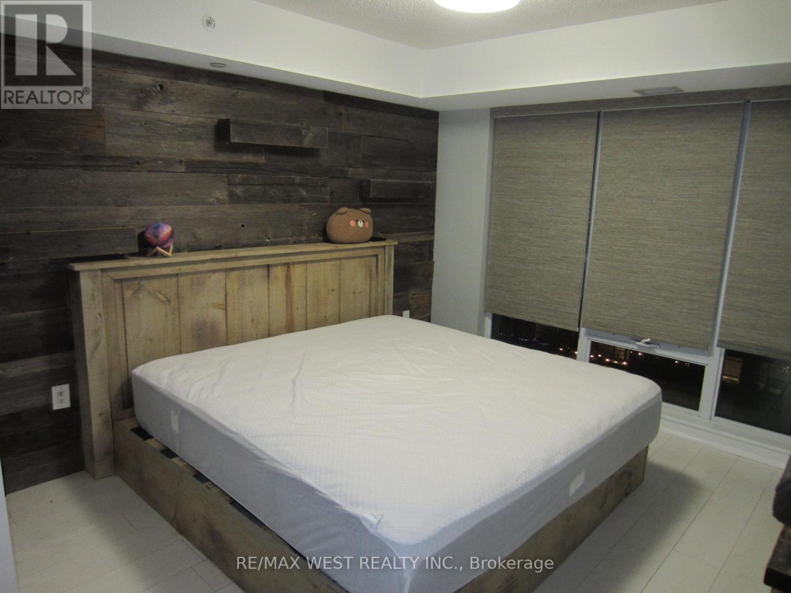 1113 - 830 Lawrence Avenue W, Toronto, Ontario  M6A 0B6 - Photo 6 - W12594888