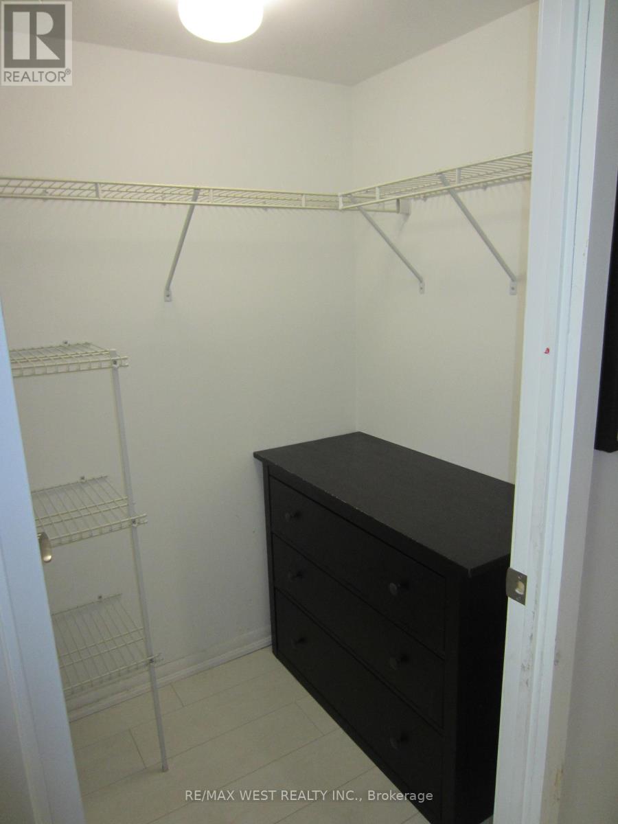 1113 - 830 Lawrence Avenue W, Toronto, Ontario  M6A 0B6 - Photo 8 - W12594888