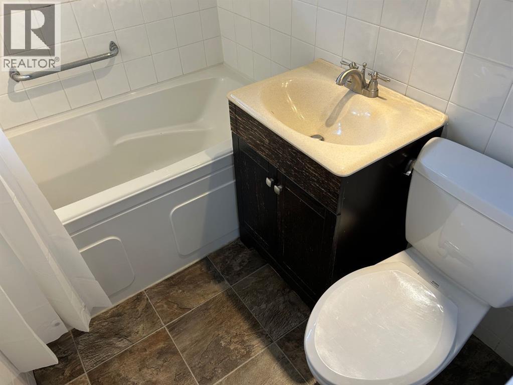 208 23 Street S, Lethbridge, Alberta  T1J 3M6 - Photo 18 - A2245871