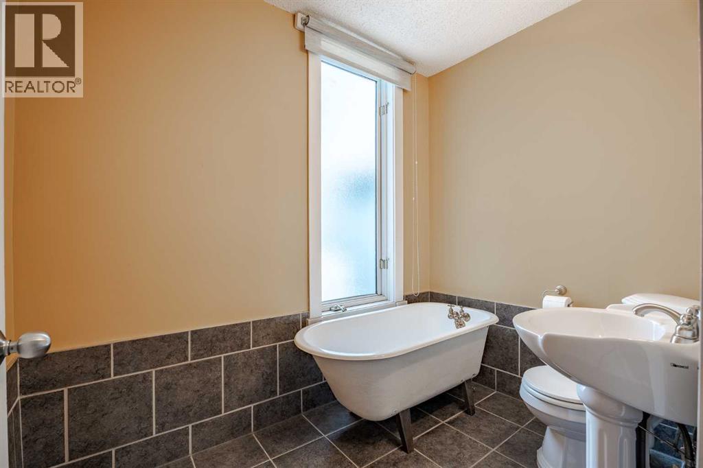 1732 11 Avenue Sw, Calgary, Alberta  T3C 0N4 - Photo 20 - A2253295