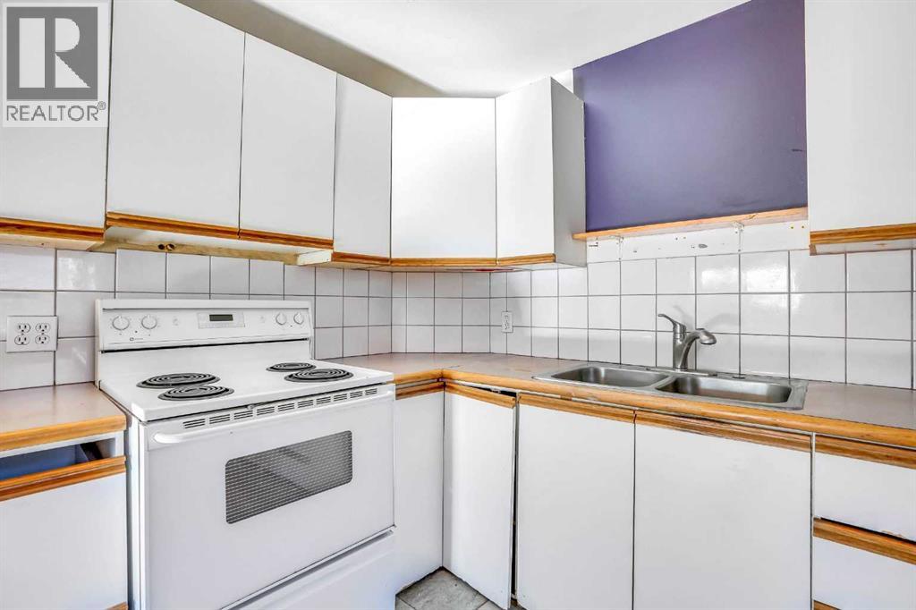 185 Cornwallis Drive Nw, Calgary, Alberta  T2K 1V4 - Photo 19 - A2258677