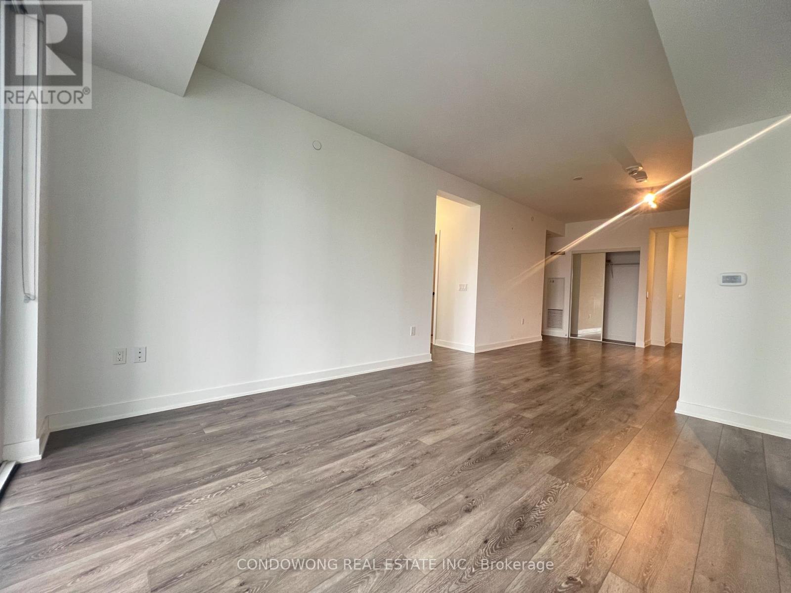 1205 - 105 Oneida Crescent, Richmond Hill, Ontario  L4B 0H6 - Photo 10 - N12614304