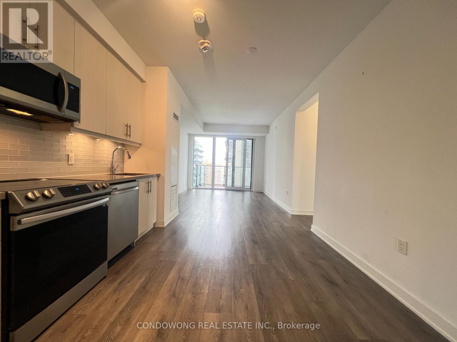 1205 - 105 Oneida Crescent, Richmond Hill, Ontario  L4B 0H6 - Photo 4 - N12614304