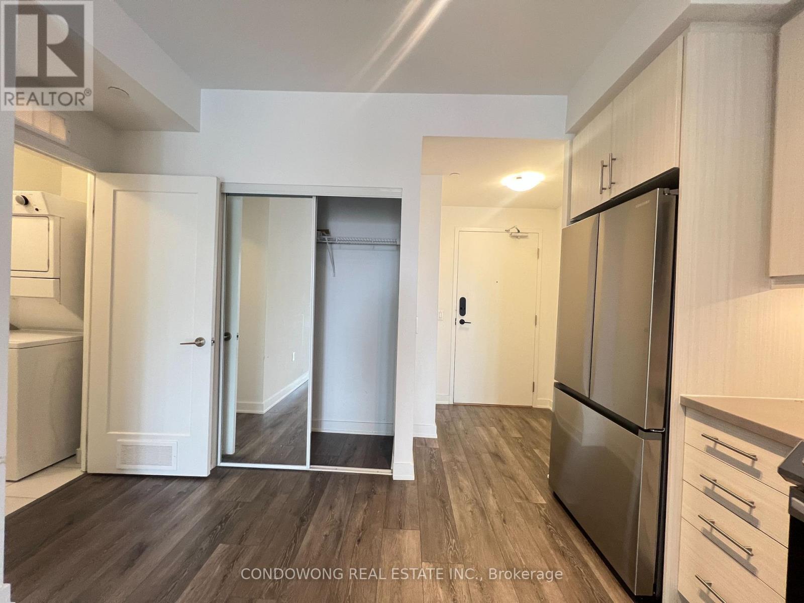 1205 - 105 Oneida Crescent, Richmond Hill, Ontario  L4B 0H6 - Photo 7 - N12614304