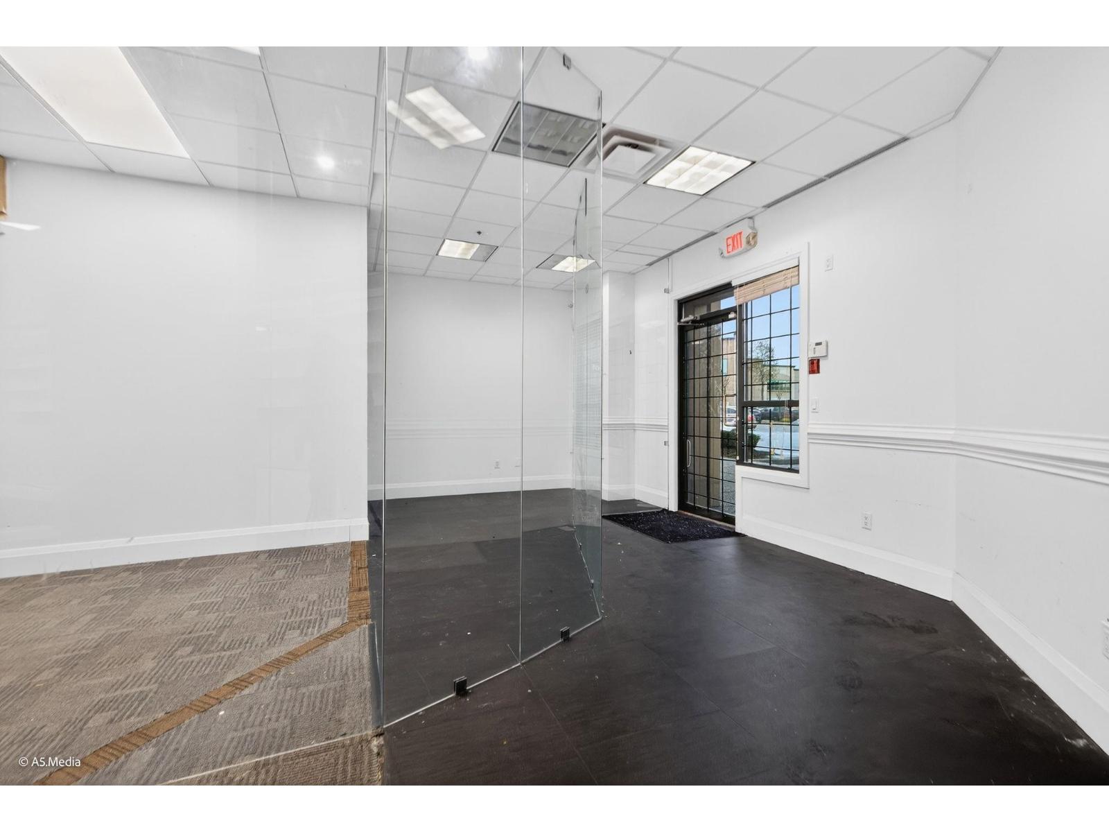 107 12830 80 Avenue, Surrey, British Columbia  V3W 3A8 - Photo 4 - C8074431