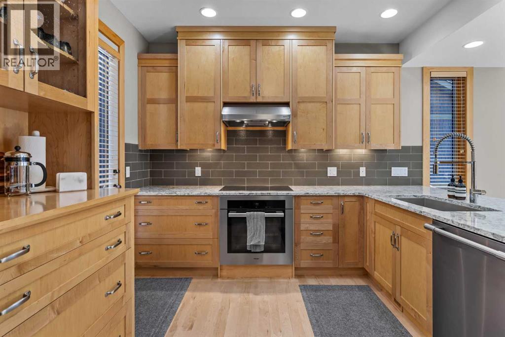 3, 124 Silvertip Ridge, Canmore, Alberta  T1W 3A7 - Photo 11 - A2274617