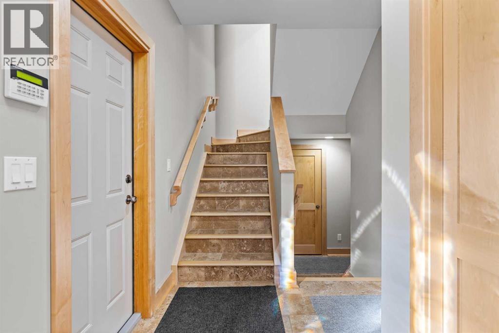 3, 124 Silvertip Ridge, Canmore, Alberta  T1W 3A7 - Photo 5 - A2274617