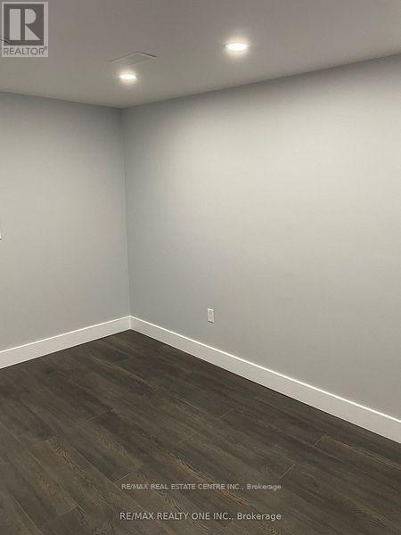 Basement - 4616 Metcalfe Avenue, Mississauga, Ontario  L5M 4L7 - Photo 9 - W12614318