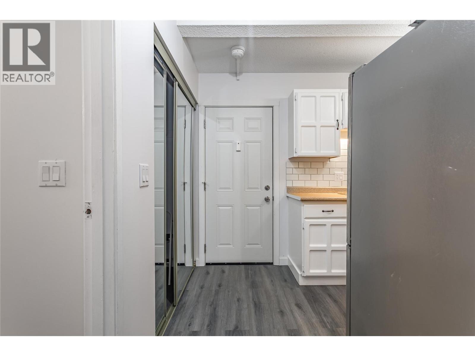 1333 Sutherland Avenue Unit# 1, Kelowna, British Columbia  V1W 3P4 - Photo 5 - 10370867