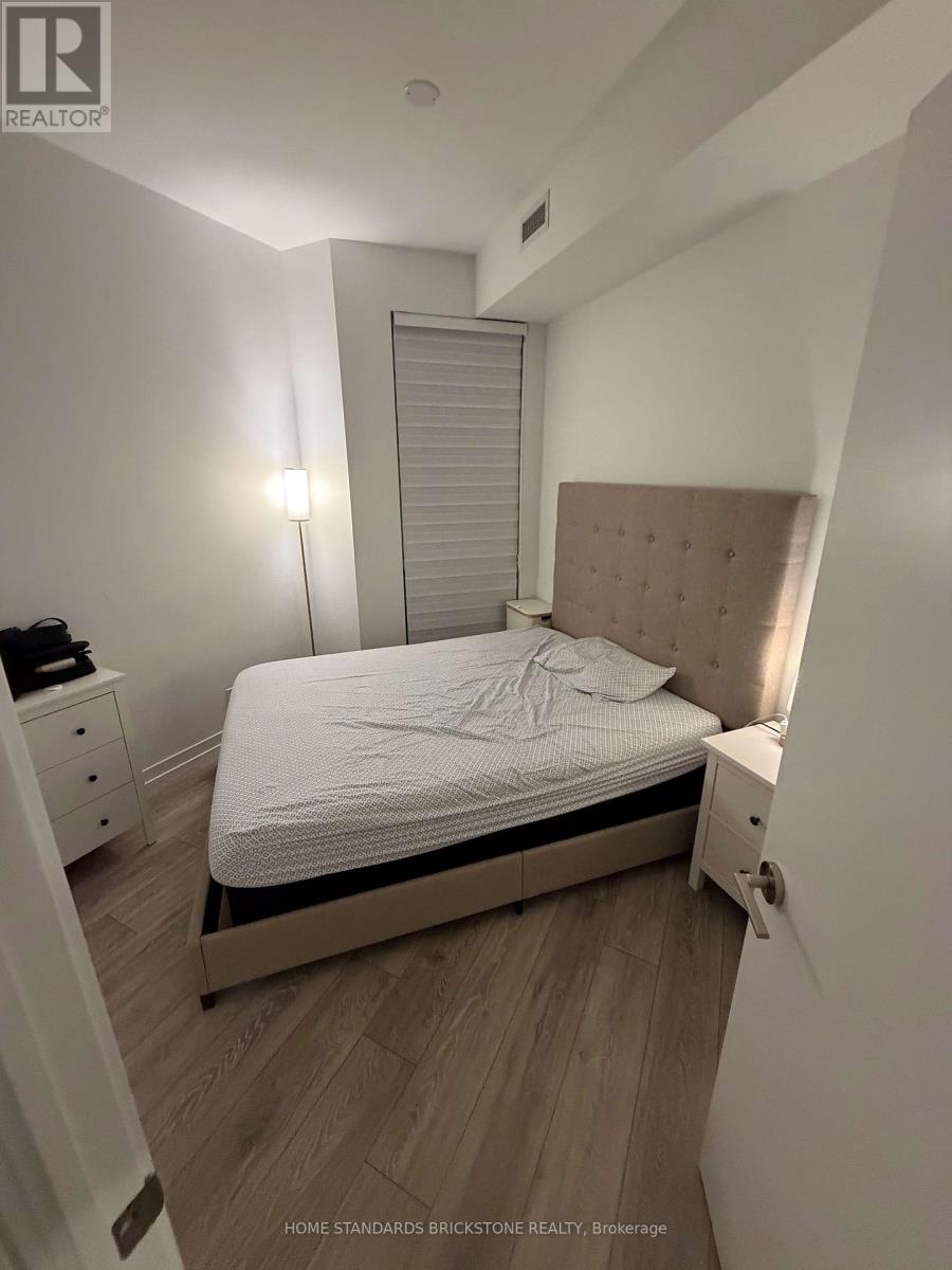 739 - 2020 Bathurst Street, Toronto, Ontario  M5P 0A6 - Photo 2 - C12557460