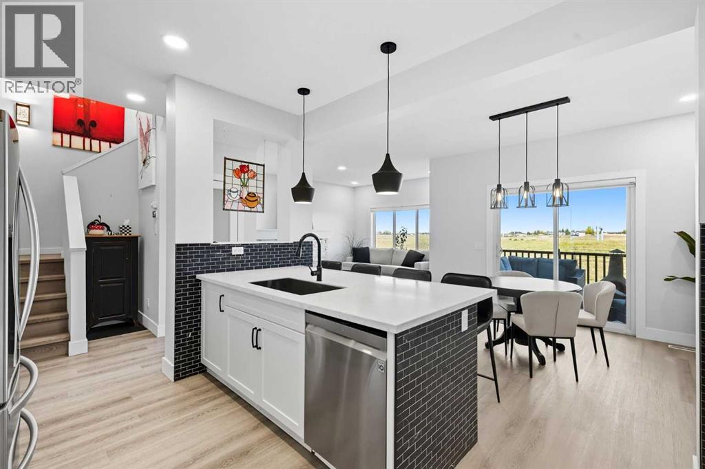 78 Copperpond Street Se, Calgary, Alberta  T2Z 1J2 - Photo 7 - A2261055