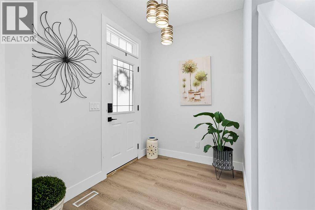 78 Copperpond Street Se, Calgary, Alberta  T2Z 1J2 - Photo 4 - A2261055