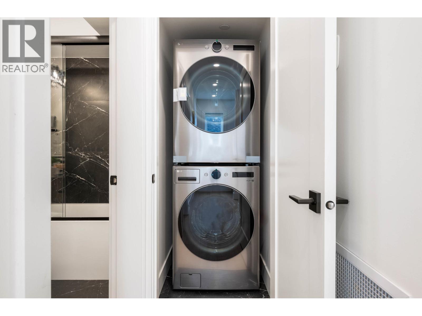 3 3065 Charles Street, Vancouver, British Columbia  V5K 3B6 - Photo 34 - R3072442