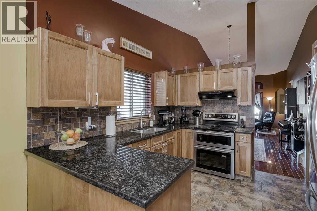 148 Citadel Close Nw, Calgary, Alberta  T3G 4A6 - Photo 4 - A2272876