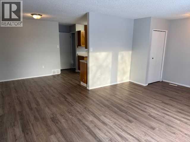 4744 57 Avenue, Whitecourt, Alberta T7S 1B4 - Photo 6 - A2274649