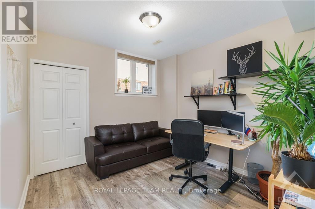 512 Reardon Private N, Ottawa, Ontario  K1V 2L1 - Photo 12 - X12614376