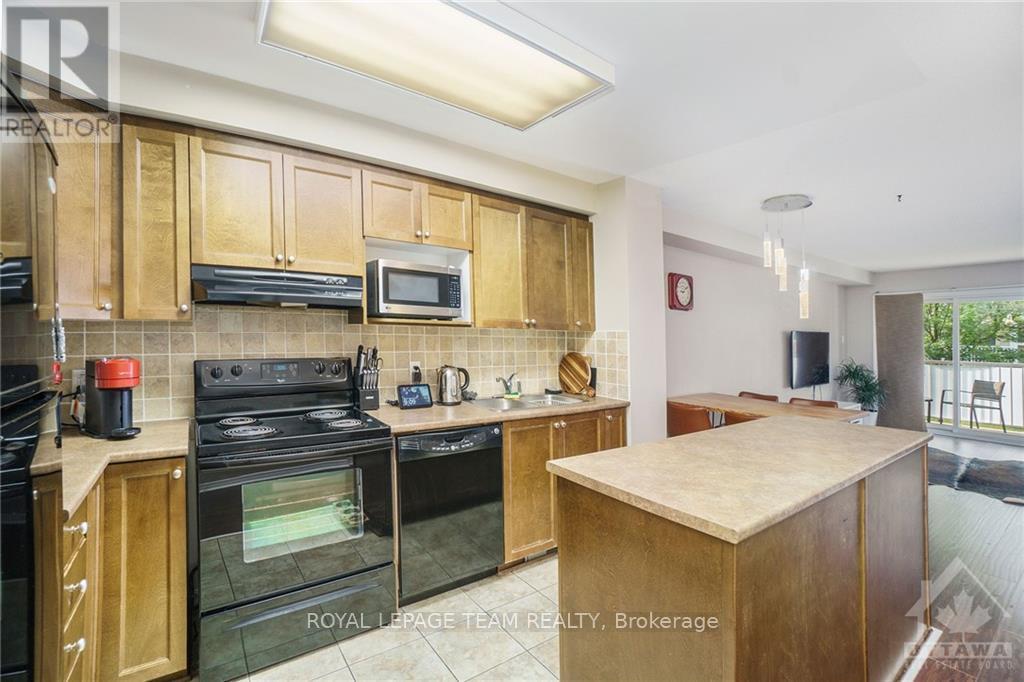 512 Reardon Private N, Ottawa, Ontario  K1V 2L1 - Photo 2 - X12614376