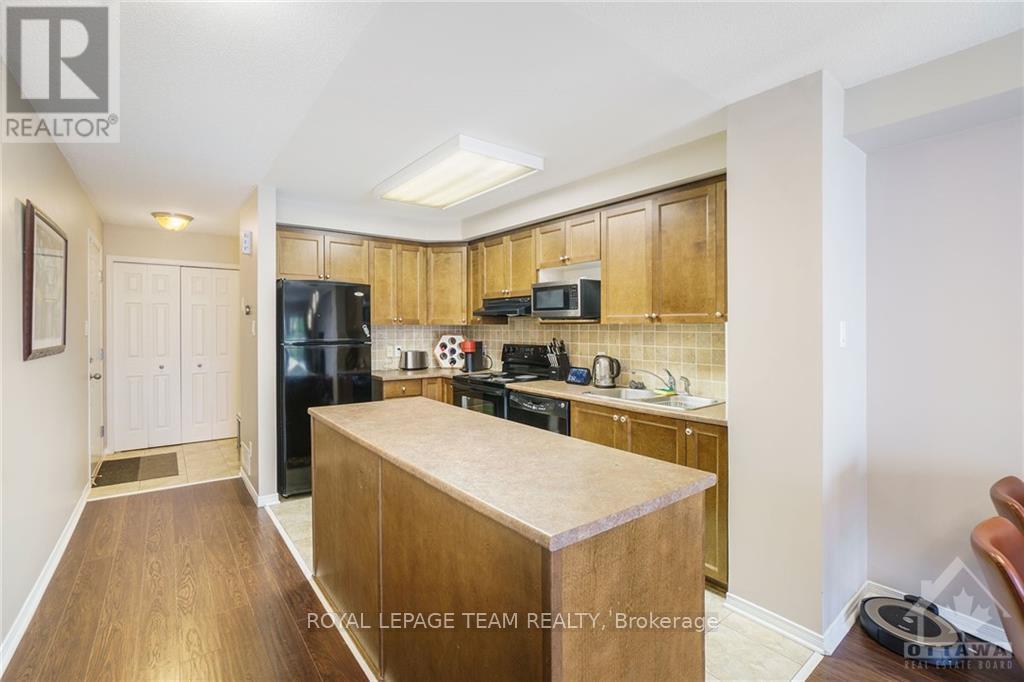 512 Reardon Private N, Ottawa, Ontario  K1V 2L1 - Photo 3 - X12614376