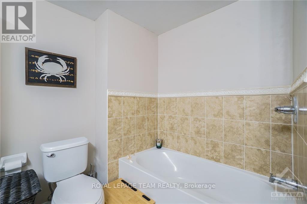 512 Reardon Private N, Ottawa, Ontario  K1V 2L1 - Photo 9 - X12614376