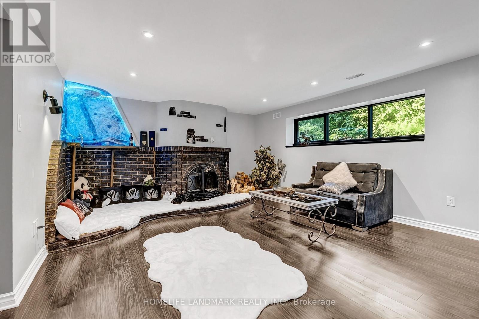 156 Duncan Road, Richmond Hill, Ontario  L4C 6J8 - Photo 24 - N12612768