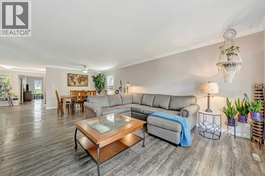 5201 26 Street, Lloydminster, Alberta  T9V 2L8 - Photo 10 - A2271451