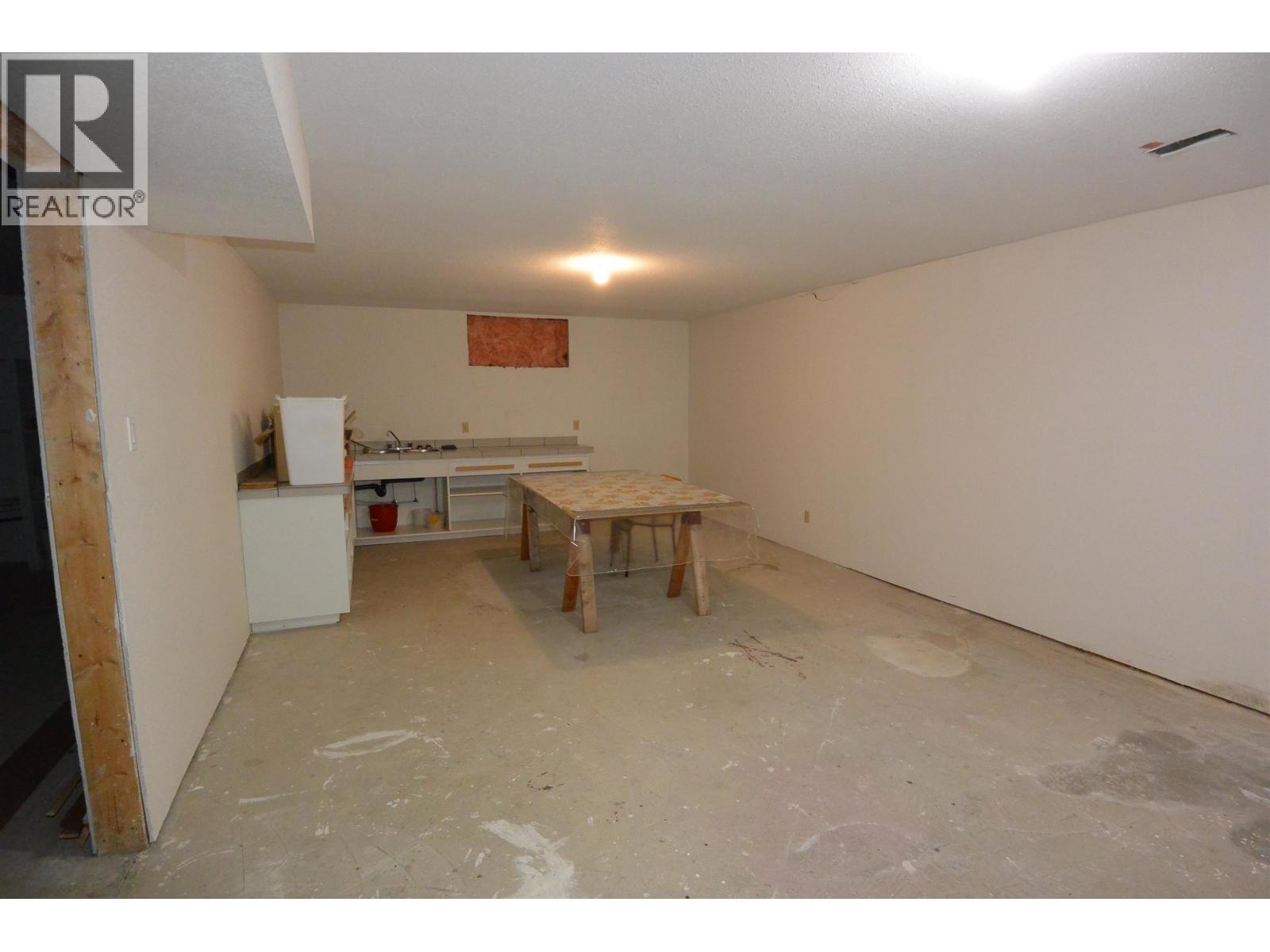 2081 Winter Avenue, Houston, British Columbia  V0J 1Z2 - Photo 22 - C8074433