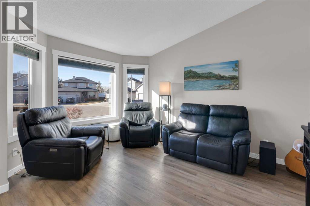 3 Aspen Landing, Strathmore, Alberta  T1P 1R4 - Photo 2 - A2266459
