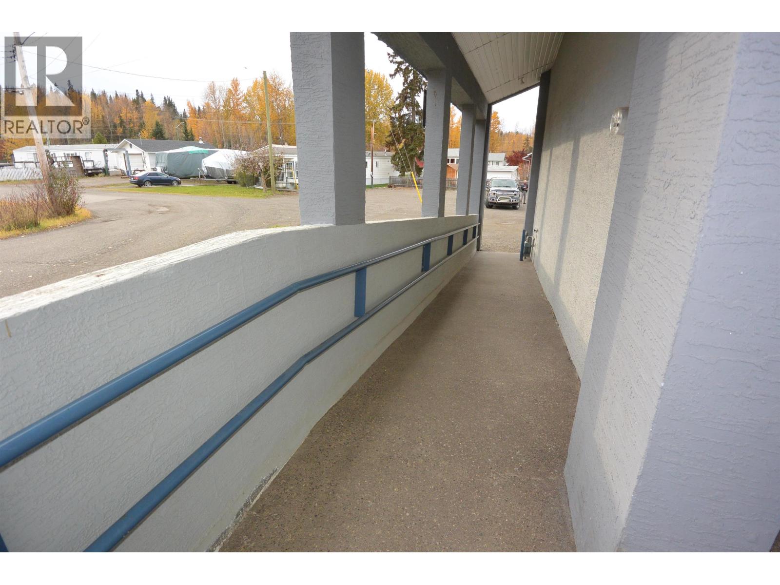 2081 Winter Avenue, Houston, British Columbia  V0J 1Z2 - Photo 5 - C8074433