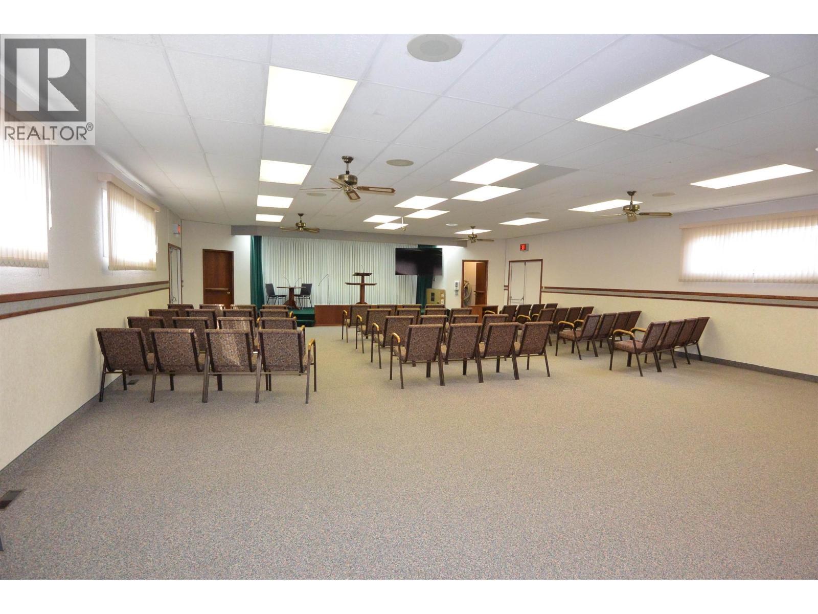 2081 Winter Avenue, Houston, British Columbia  V0J 1Z2 - Photo 9 - C8074433