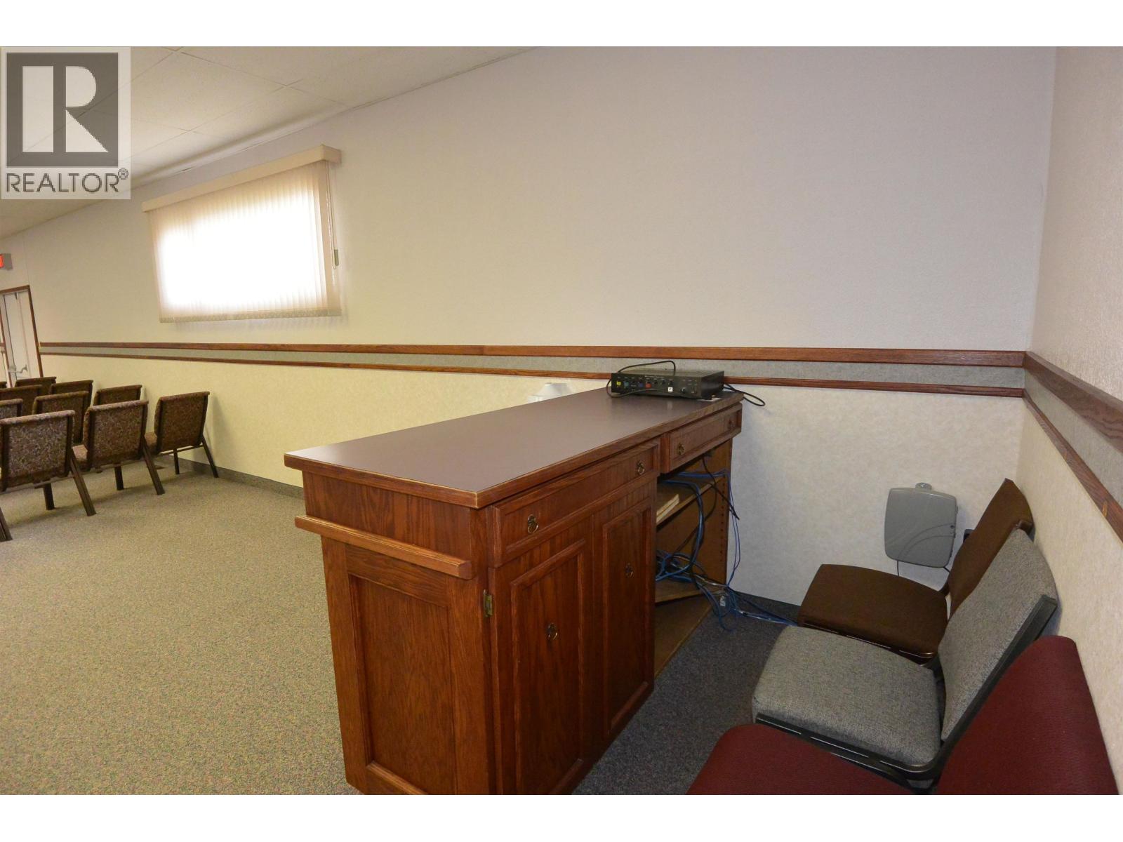 2081 Winter Avenue, Houston, British Columbia  V0J 1Z2 - Photo 13 - C8074433