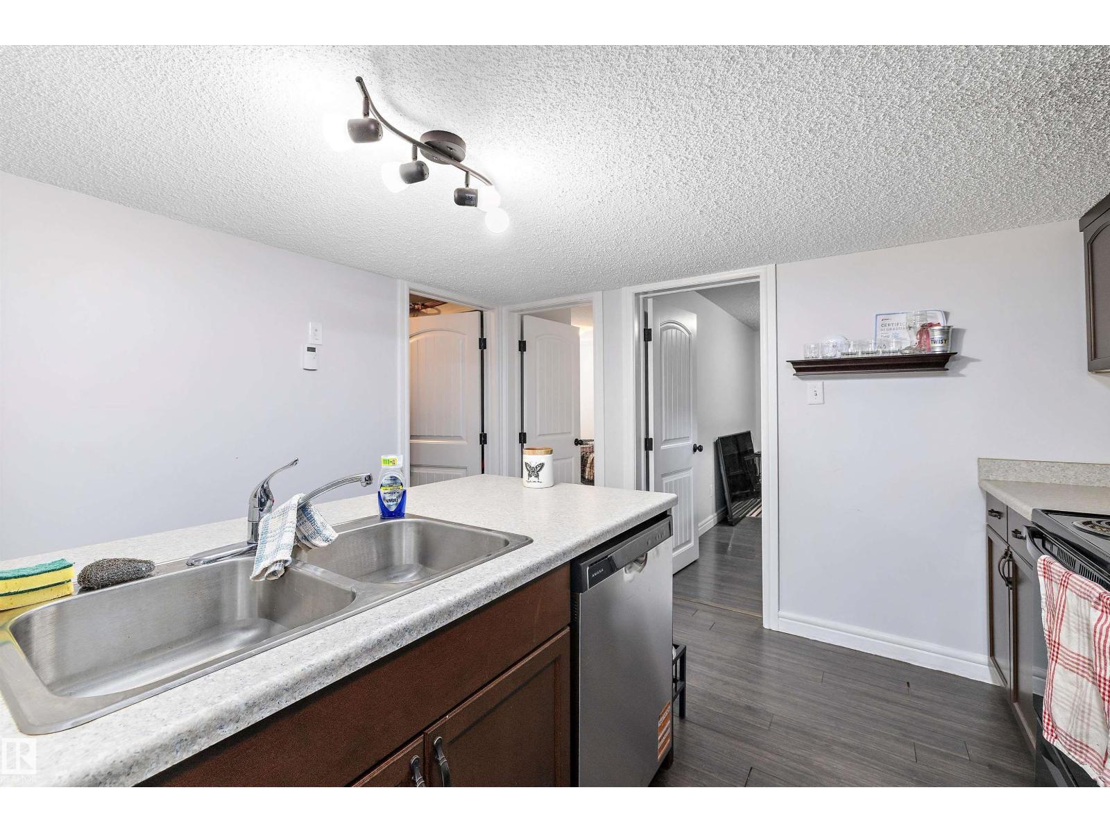 1104 161 St Sw, Edmonton, Alberta  T6W 2H6 - Photo 49 - E4459536