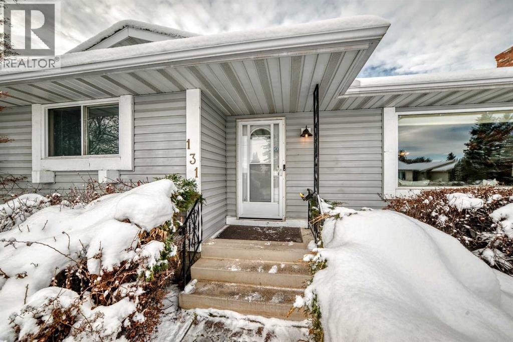 131 Bracewood Road Sw, Calgary, Alberta  T2W 3B9 - Photo 2 - A2273773