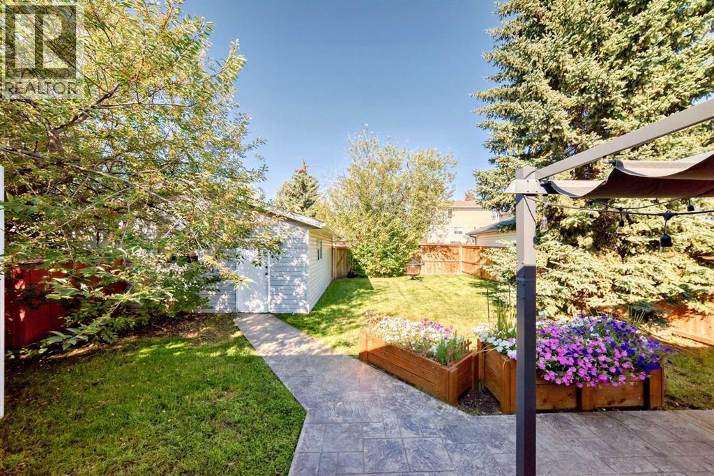 131 Bracewood Road Sw, Calgary, Alberta  T2W 3B9 - Photo 38 - A2273773