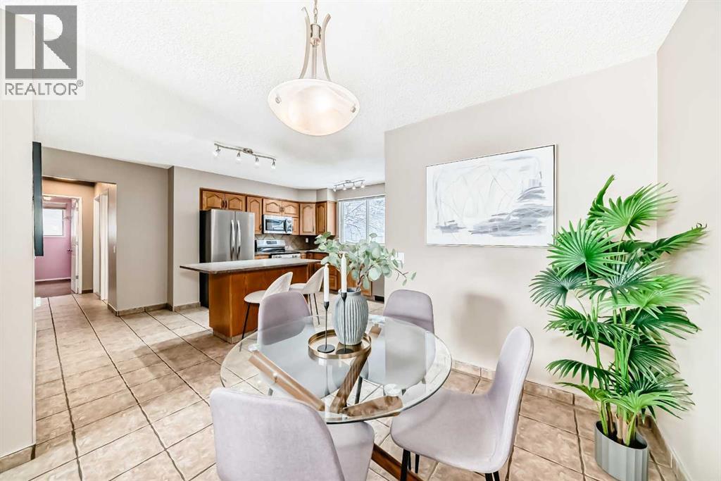 131 Bracewood Road Sw, Calgary, Alberta  T2W 3B9 - Photo 8 - A2273773