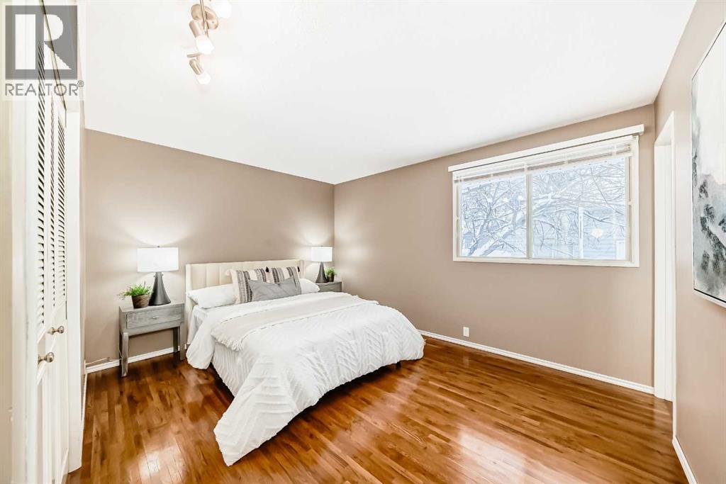 131 Bracewood Road Sw, Calgary, Alberta  T2W 3B9 - Photo 17 - A2273773