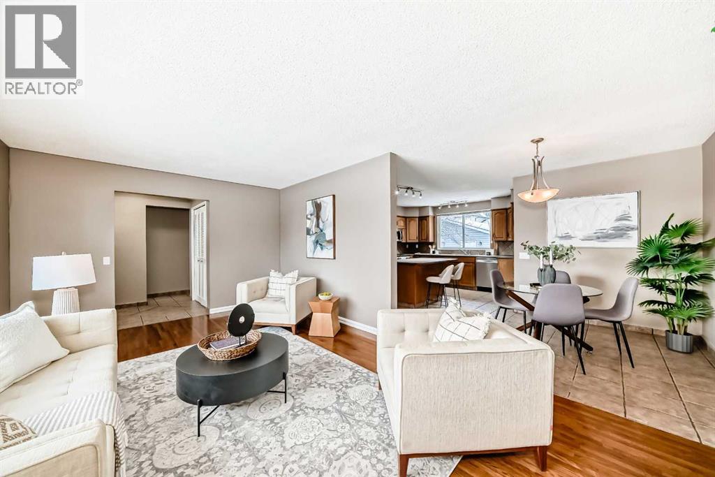 131 Bracewood Road Sw, Calgary, Alberta  T2W 3B9 - Photo 13 - A2273773