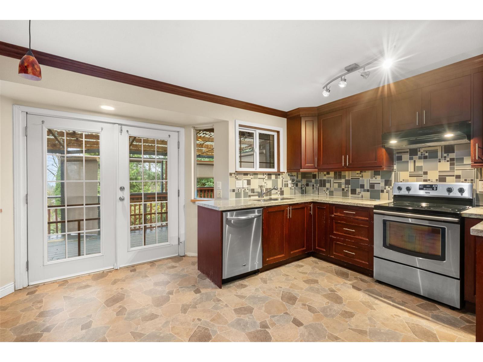 32350 Beaver Drive, Mission, British Columbia  V2V 5V4 - Photo 8 - R3071152