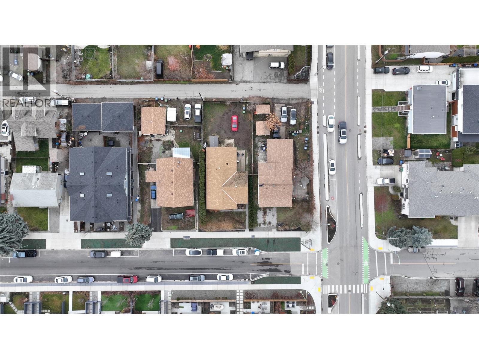 894 Morrison Avenue, Kelowna, British Columbia  V1Y 5E5 - Photo 8 - 10370789