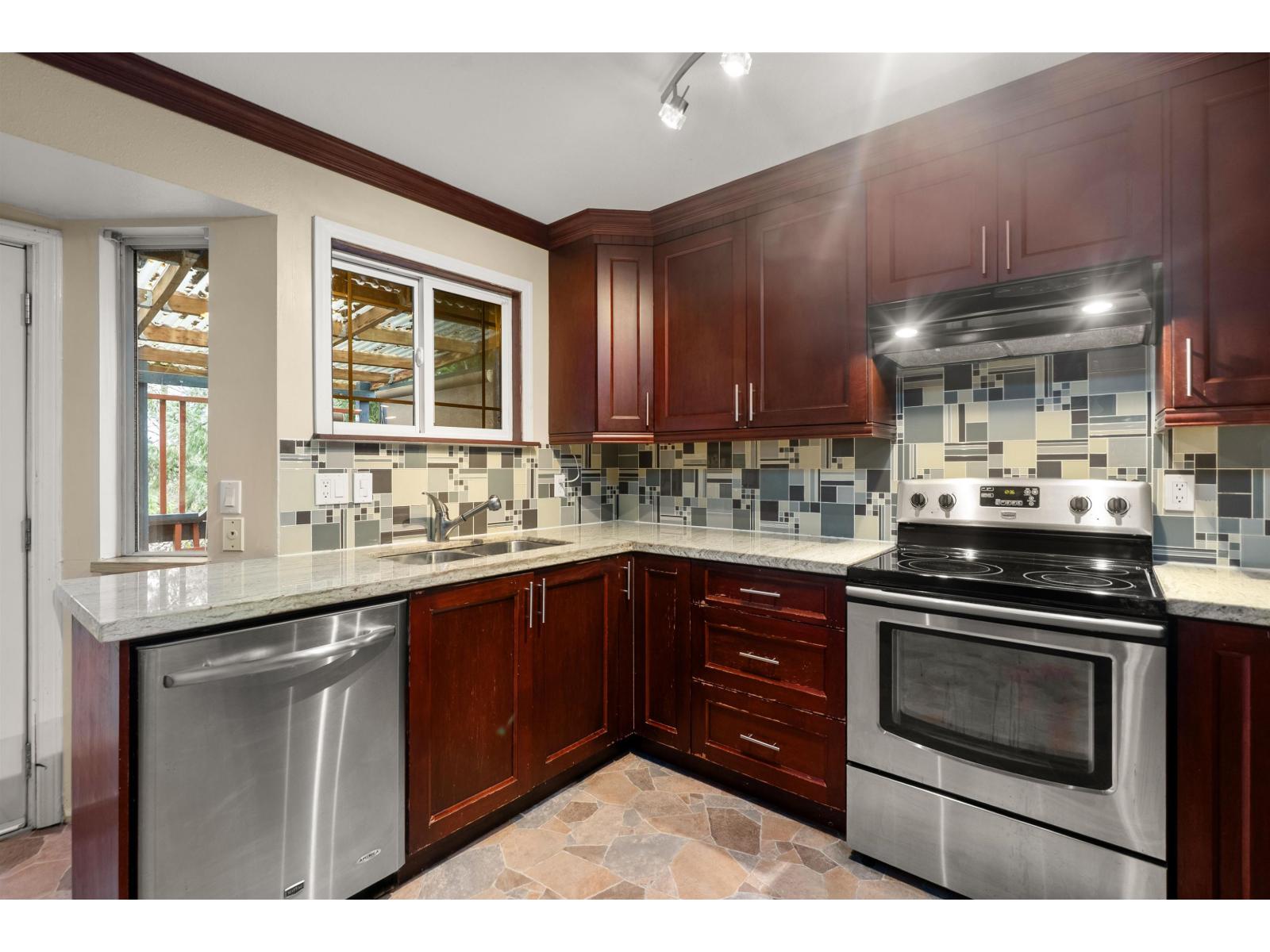 32350 Beaver Drive, Mission, British Columbia  V2V 5V4 - Photo 11 - R3071152