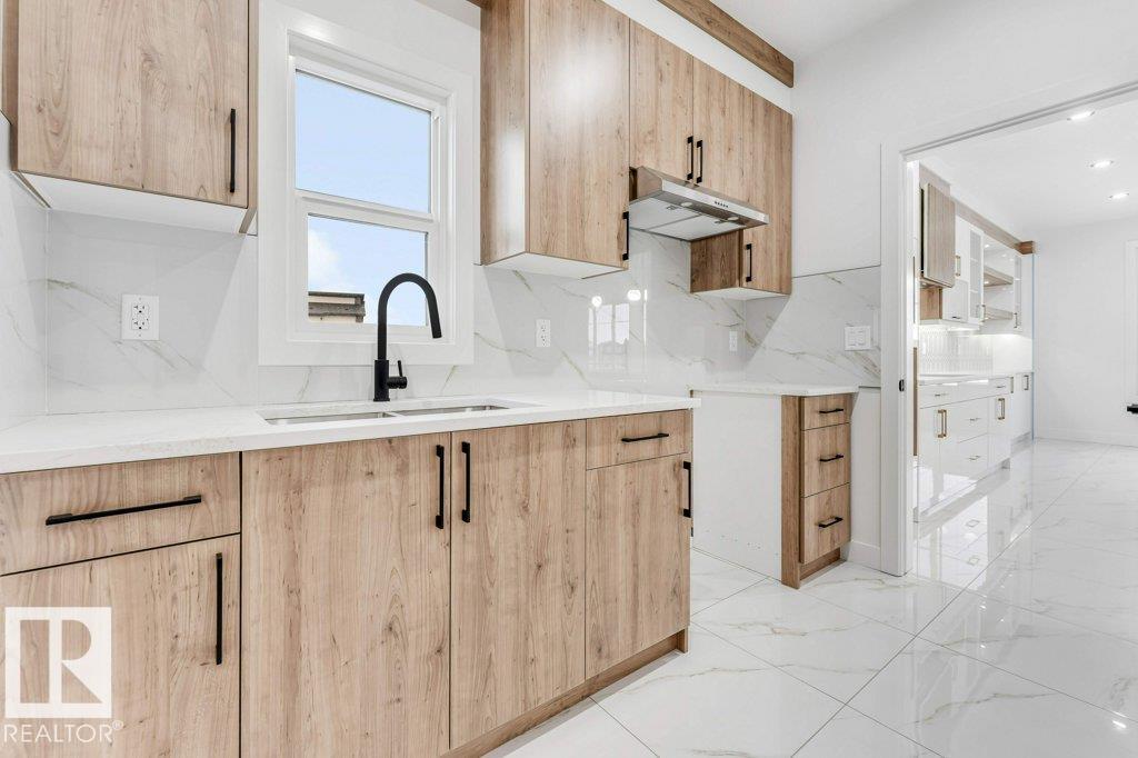 221 Crystal Creek Dr, Leduc, Alberta  T9E 0X6 - Photo 13 - E4467808