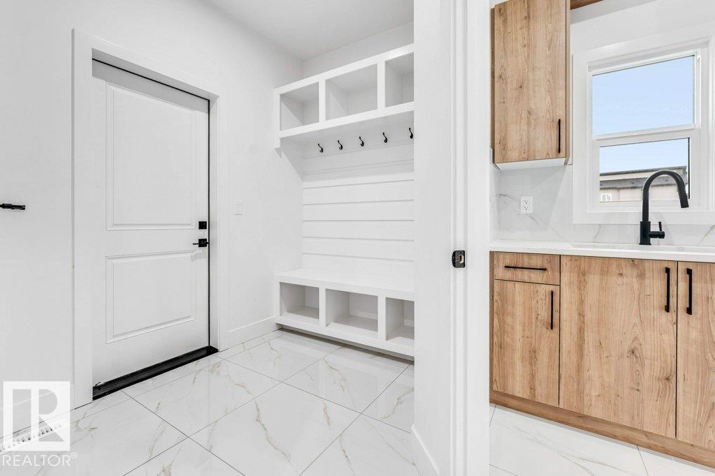 221 Crystal Creek Dr, Leduc, Alberta  T9E 0X6 - Photo 9 - E4467808