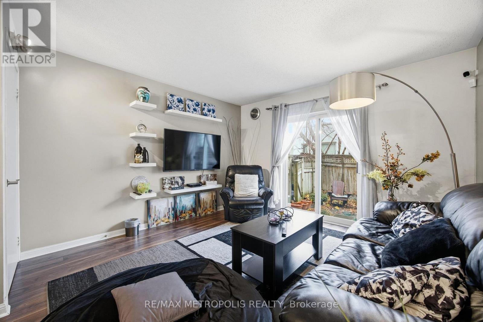 40 - 21 Replin Road, Toronto, Ontario  M6A 2M8 - Photo 10 - C12614352