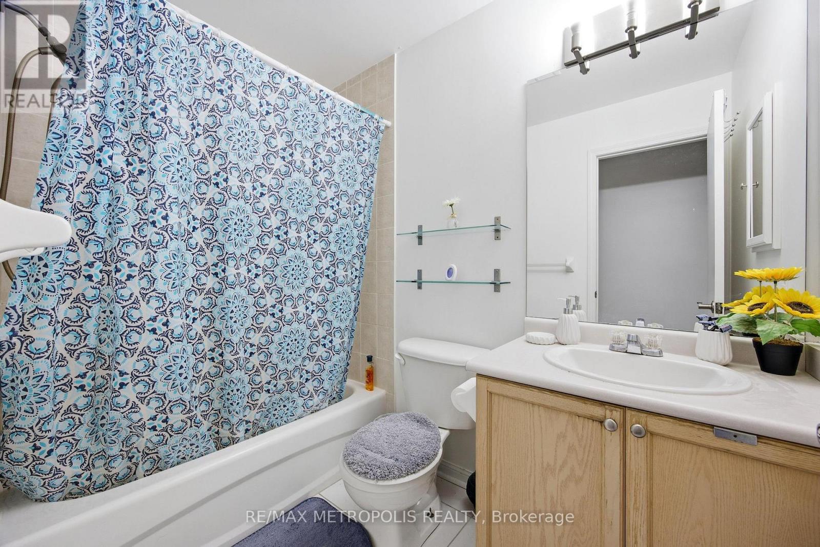 40 - 21 Replin Road, Toronto, Ontario  M6A 2M8 - Photo 18 - C12614352