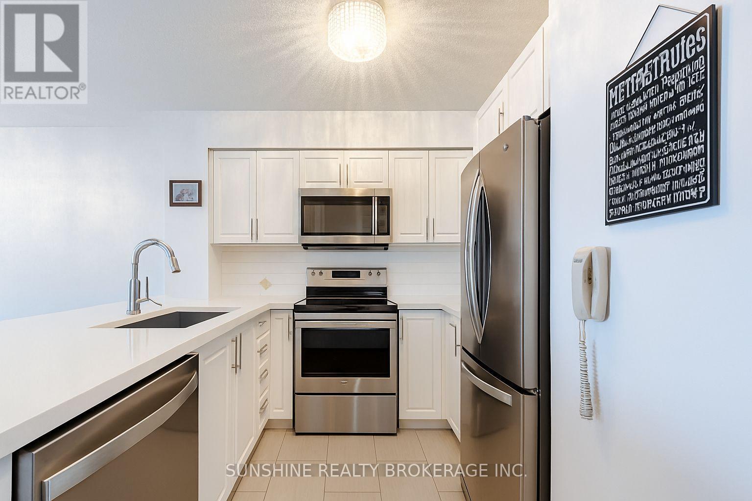 2612 - 373 Front Street, Toronto, Ontario  M5V 3R7 - Photo 11 - C12614360