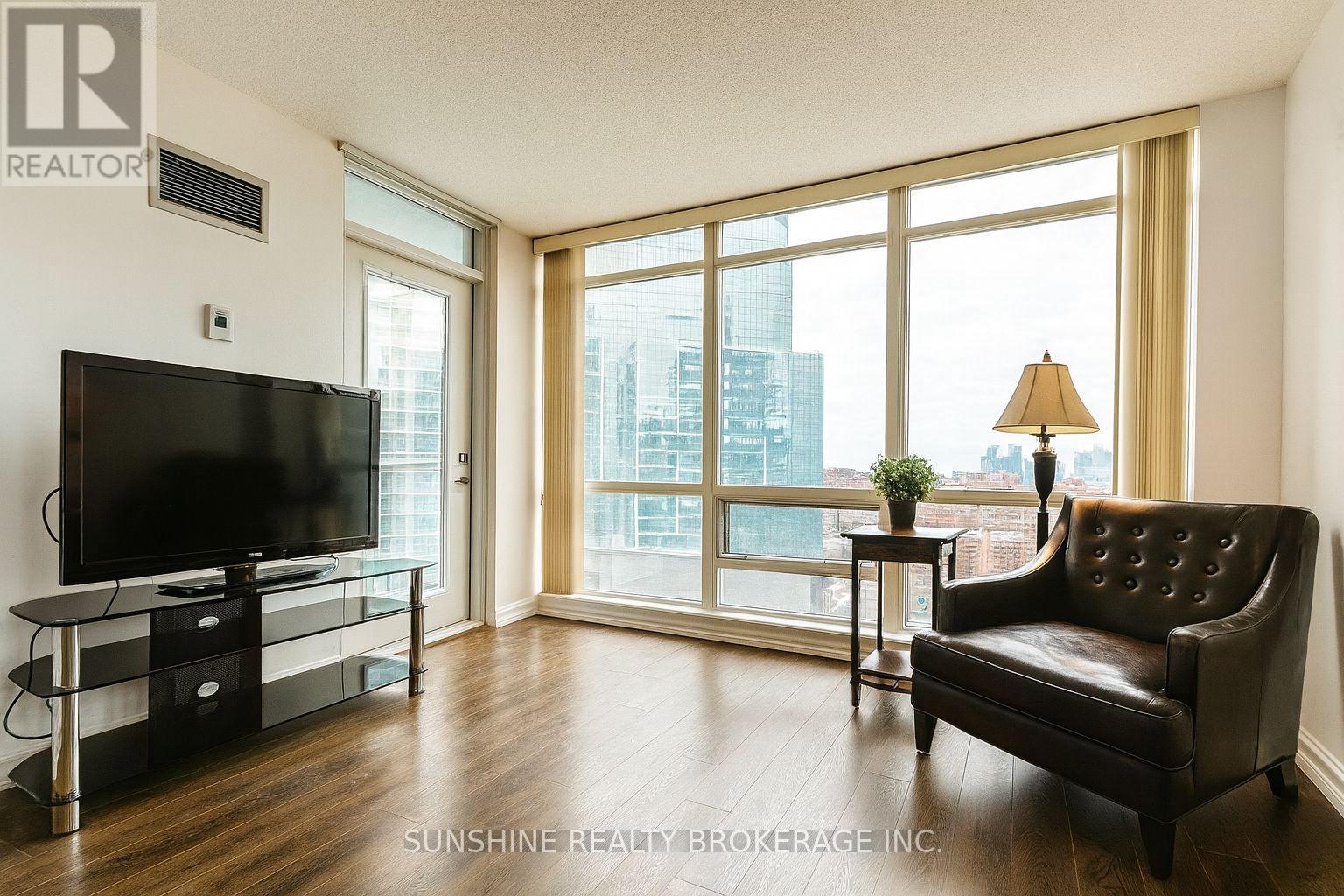 2612 - 373 Front Street, Toronto, Ontario  M5V 3R7 - Photo 13 - C12614360