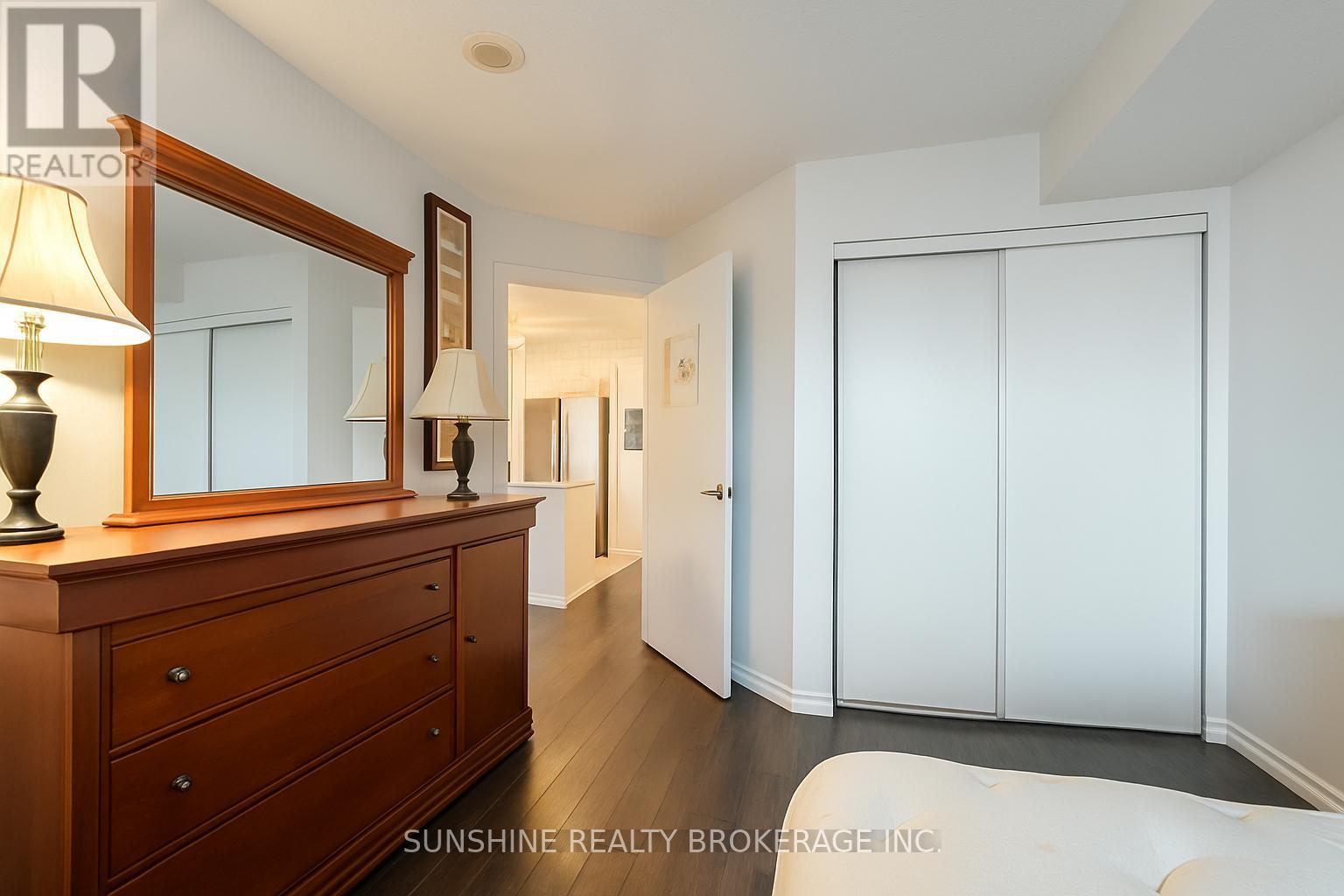 2612 - 373 Front Street, Toronto, Ontario  M5V 3R7 - Photo 16 - C12614360