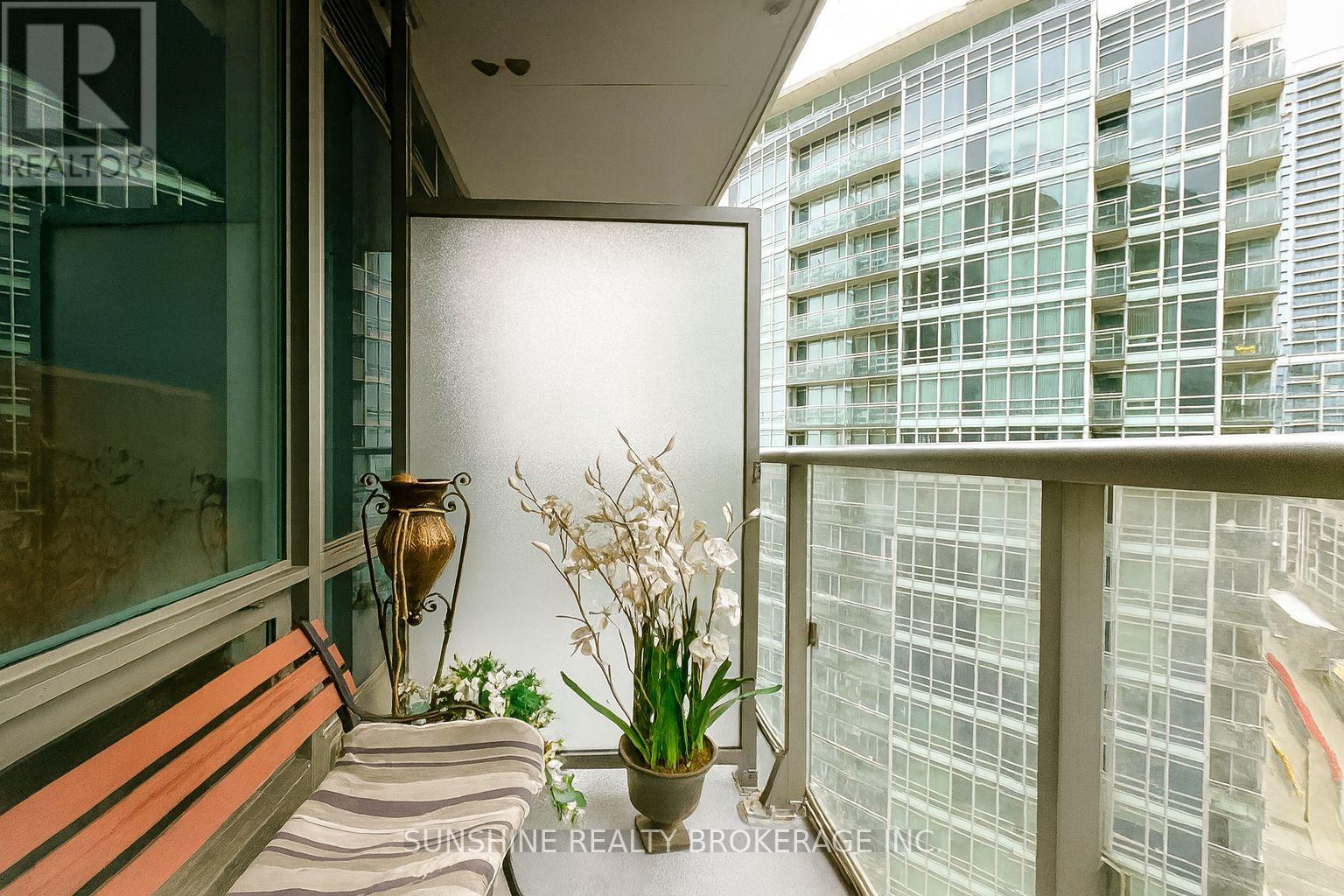 2612 - 373 Front Street, Toronto, Ontario  M5V 3R7 - Photo 22 - C12614360