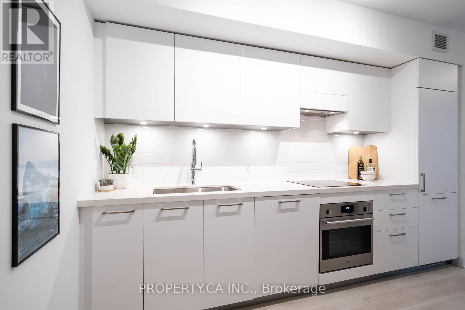 303 - 33 Frederick Todd Way, Toronto, Ontario  M4G 0C9 - Photo 8 - C12614380